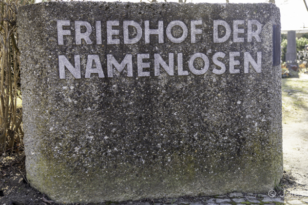 AT_Wien-Friedhof der Namenlosen